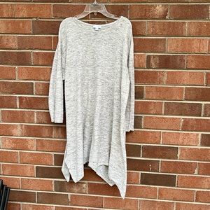 Purejill XL long tunic top in cream and brown multi color.